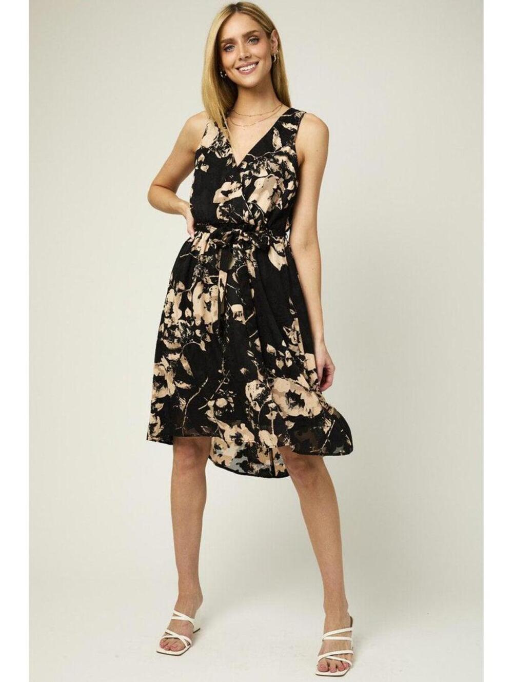 Gilli Tie Front Floral Midi Dress - Size XL